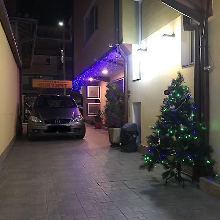 Hotel Triumph ノヴァ・ザゴラ エクステリア 写真
