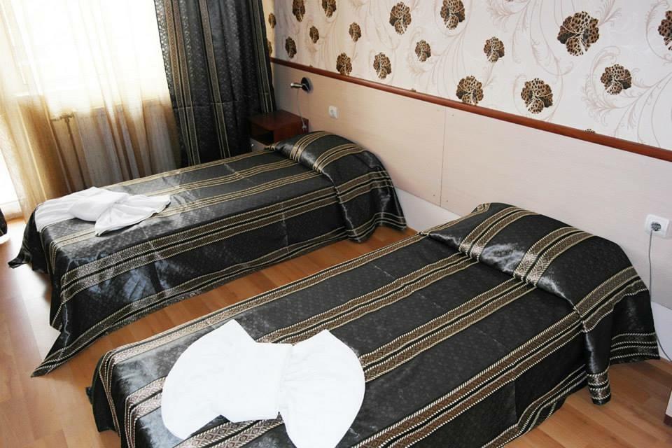 Hotel Triumph ノヴァ・ザゴラ エクステリア 写真